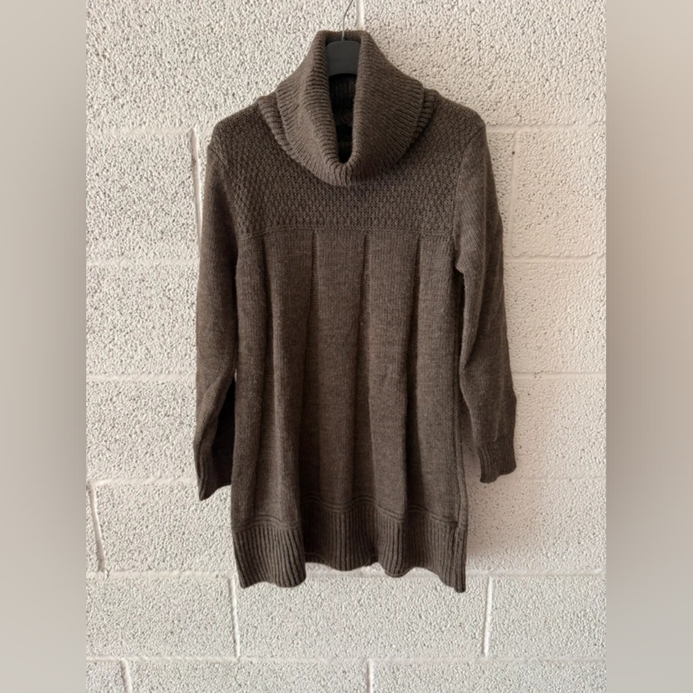 Cozy Brown Turtleneck Sweater